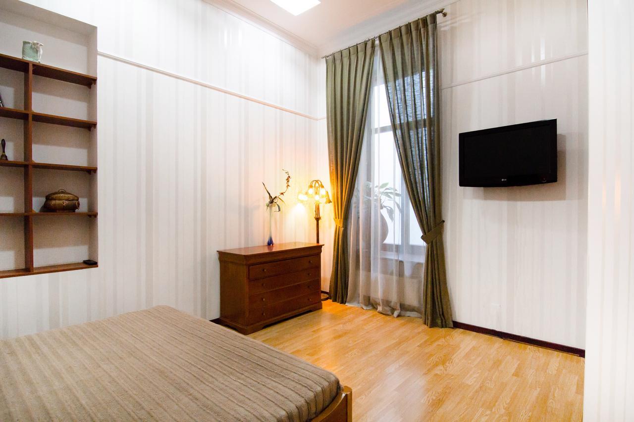 Downtown Prestige Apartment Odessa Dış mekan fotoğraf